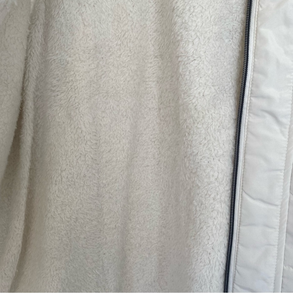Casual Identity Women's White Zip Up Vest Size 1X - Picture 9 of 9